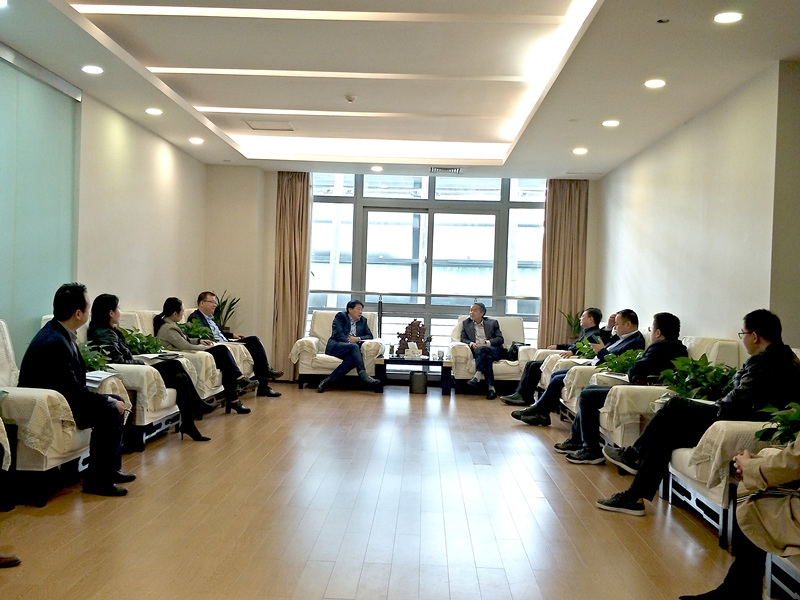陕西沙巴(中国)体育有限公司官网集团与西安国际港务区管委会互换座谈 陕西沙巴(中国)体育有限公司官网集团与西安国际港务区管委会互换座谈
