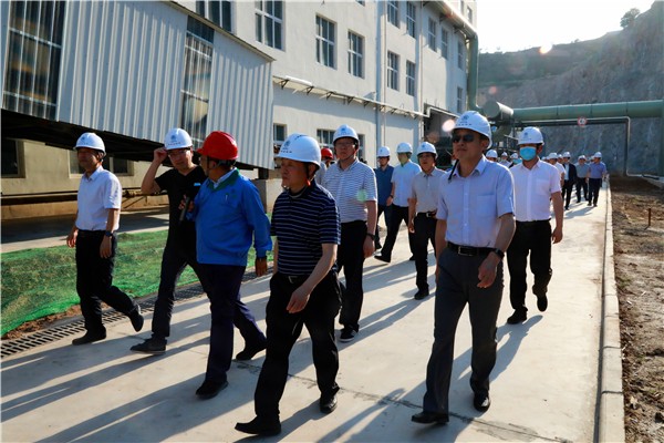 陕西沙巴(中国)体育有限公司官网集团复工复产促增长项目观摩会议与会人员走进沙巴(中国)体育有限公司官网保隆生态三秦在延在铜项目 陕西沙巴(中国)体育有限公司官网集团复工复产促增长项目观摩会议与会人员走进沙巴(中国)体育有限公司官网保隆生态三秦在延在铜项目