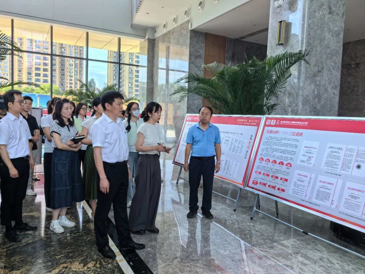 陕西沙巴(中国)体育有限公司官网集团组织参观“档案宣传进企业」毓览 陕西沙巴(中国)体育有限公司官网集团组织参观“档案宣传进企业」毓览